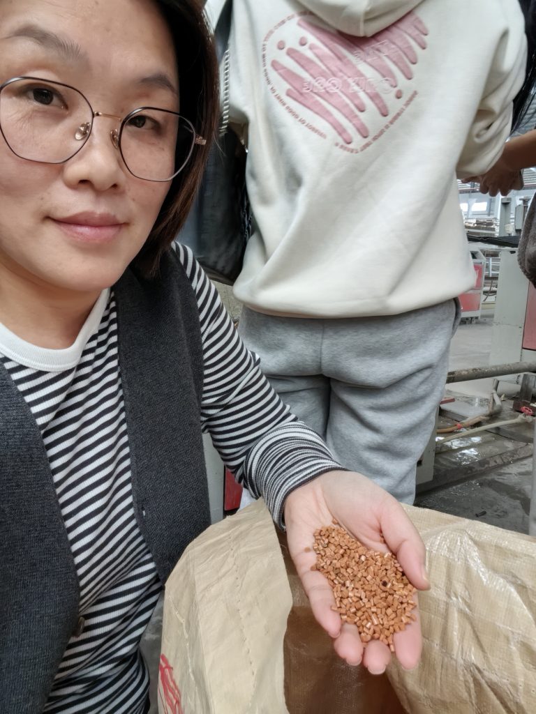 maggie zhao checks composite decking raw material 