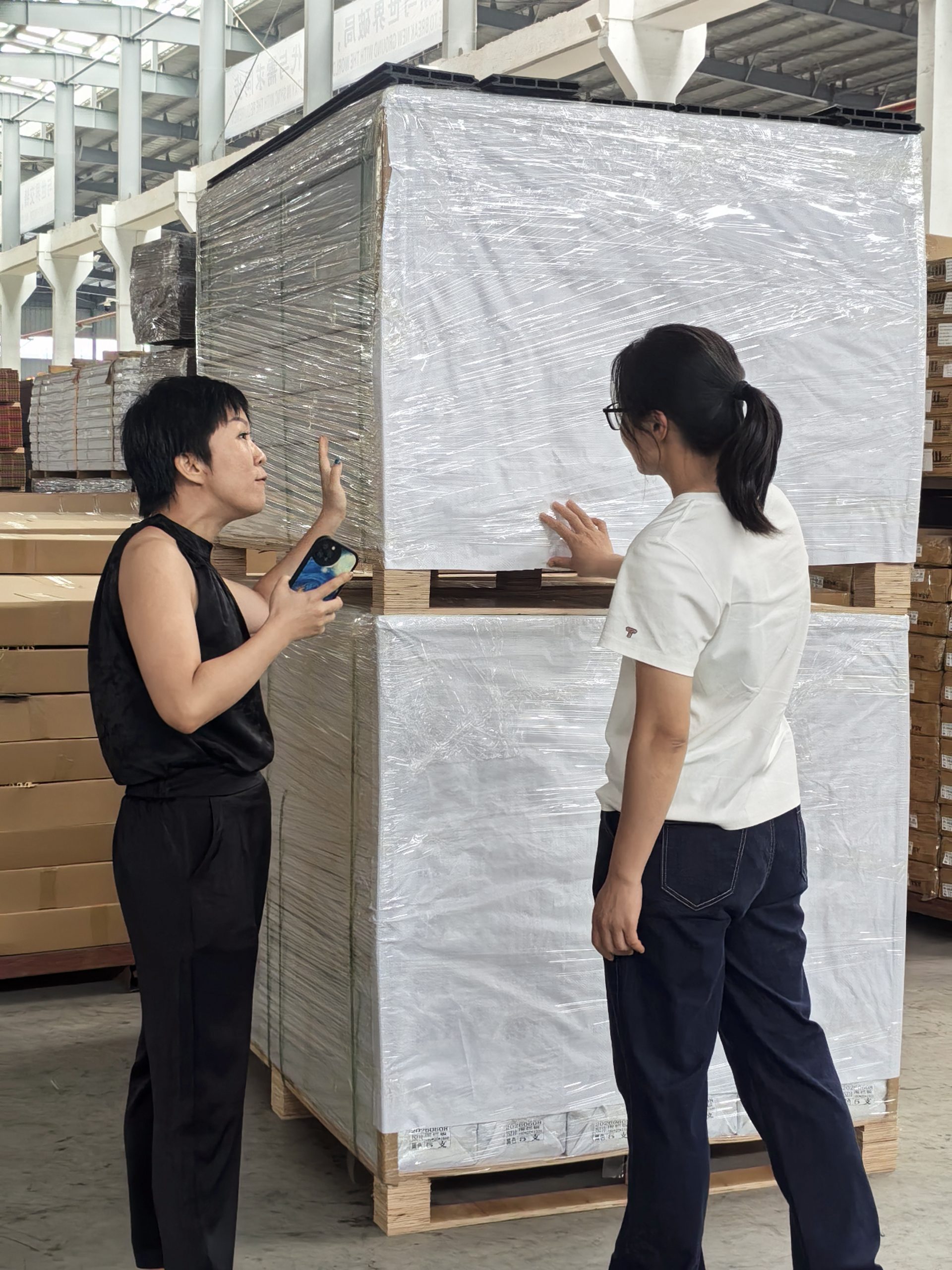 produce composite decking 2 million m² a year to more than 30 export markets